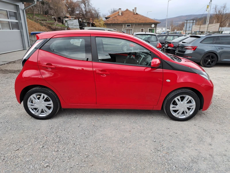 Toyota Aygo 1.0i* АВТОМАТИК* КЛИМА* КАМЕРА* LED* ГЕРМАНИЯ, снимка 6 - Автомобили и джипове - 49464134