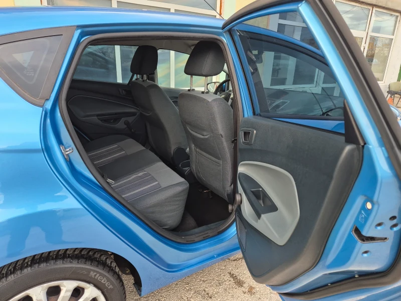 Ford Fiesta 1.3I ITALY TOP, снимка 9 - Автомобили и джипове - 52541370