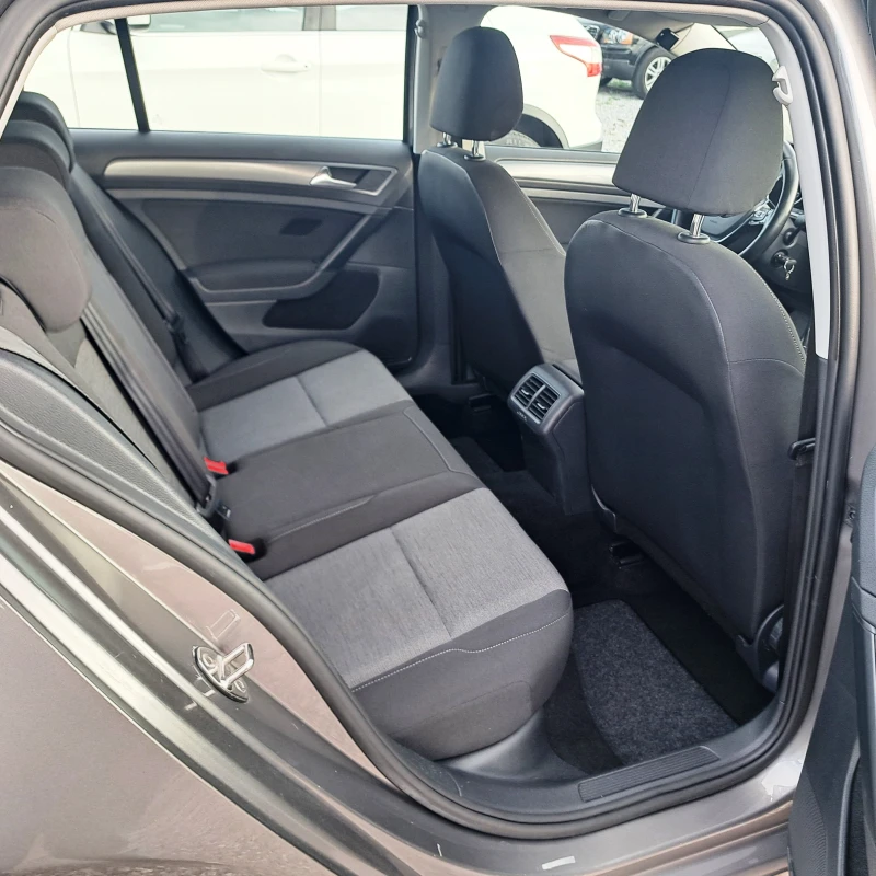 VW Golf VII* TDI* DSGAutomat* 179000Km* Отличен!* , снимка 12 - Автомобили и джипове - 52547213
