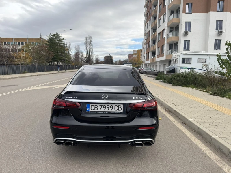 Mercedes-Benz E 63 AMG S, снимка 8 - Автомобили и джипове - 52553258