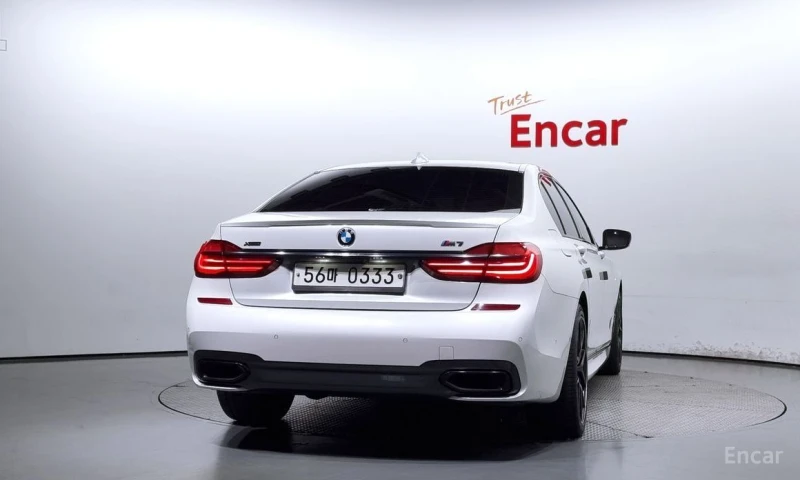 BMW 740, снимка 4 - Автомобили и джипове - 52892442