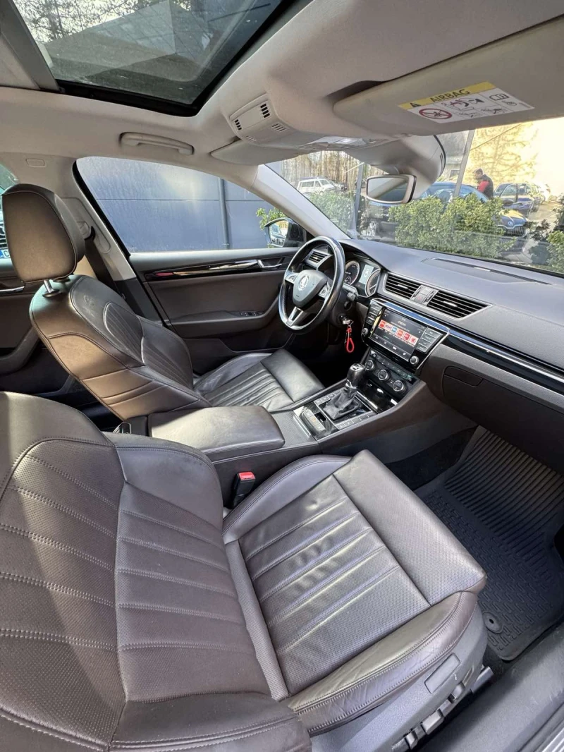 Skoda Superb Laurin&Klement, снимка 12 - Автомобили и джипове - 53118897