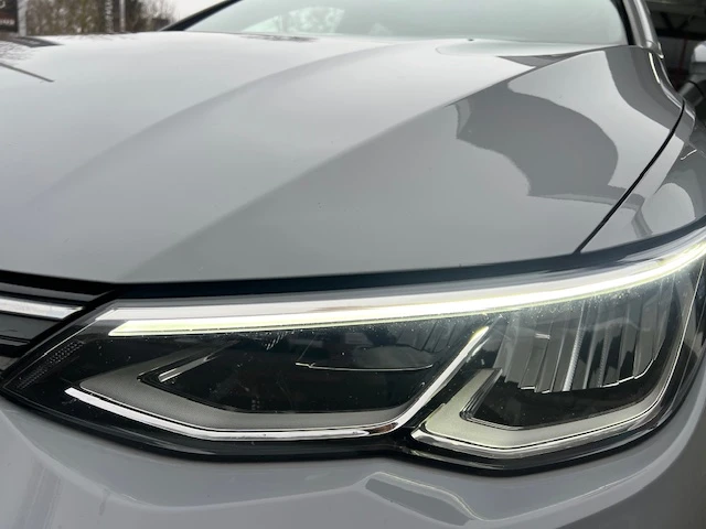 VW Golf R-Line, снимка 4 - Автомобили и джипове - 54593671