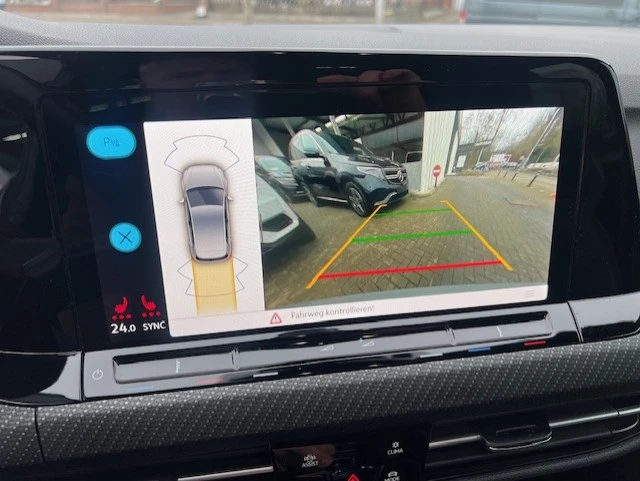 VW Golf R-Line, снимка 10 - Автомобили и джипове - 54593671