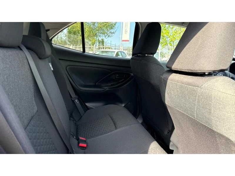Toyota Yaris Cross 1.5HSD FANCY, снимка 7 - Автомобили и джипове - 55954041