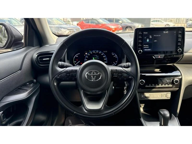 Toyota Yaris Cross 1.5HSD FANCY, снимка 9 - Автомобили и джипове - 55954041
