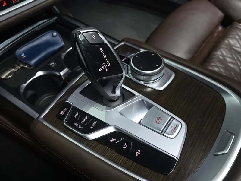 BMW 740 Li xDrive Design Pure Excellence - ���� 30% ����� | Mobile.bg � ����������� 9