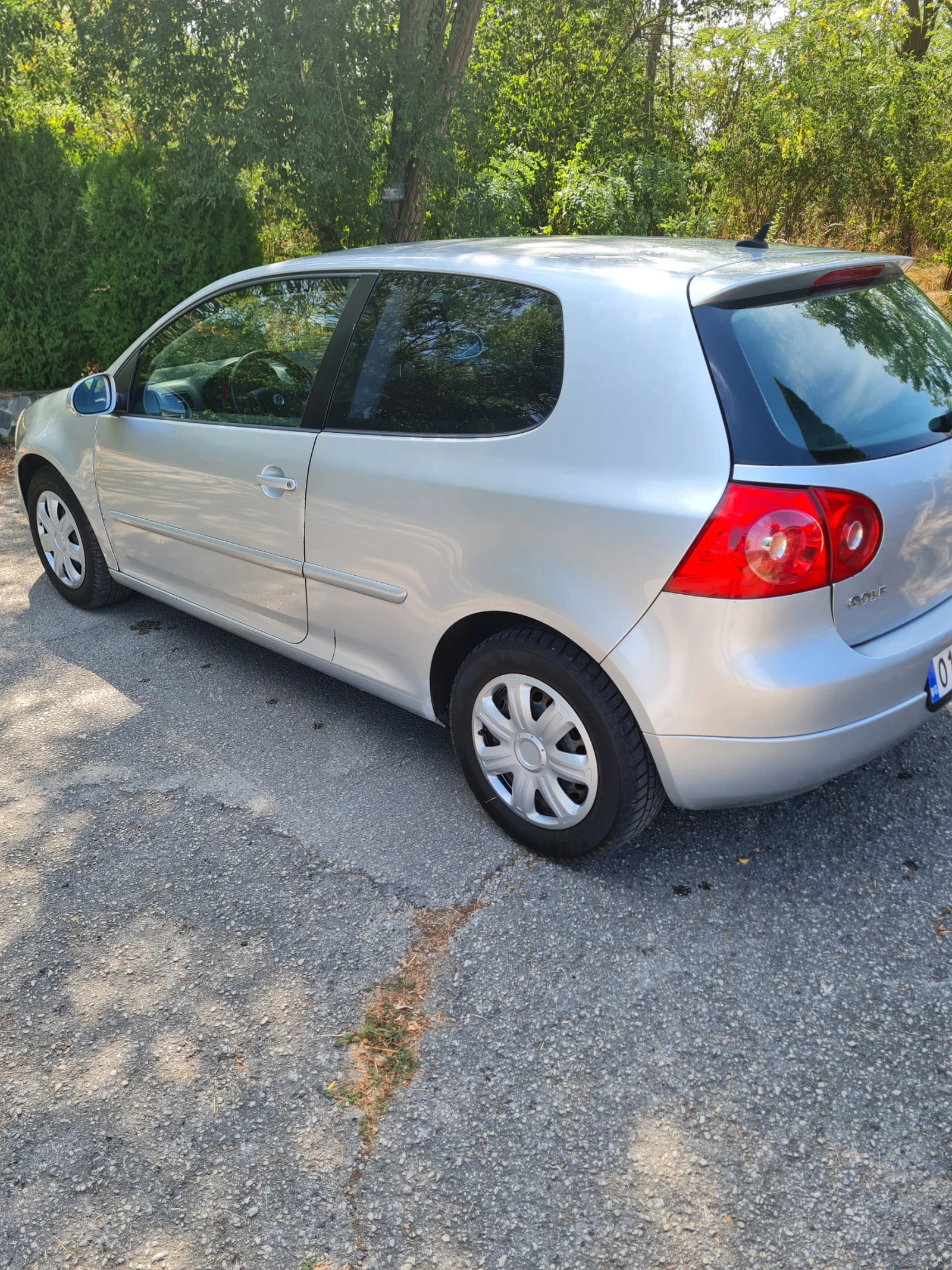 VW Golf 1.6куб.102к.с.2007г.  - изображение 3