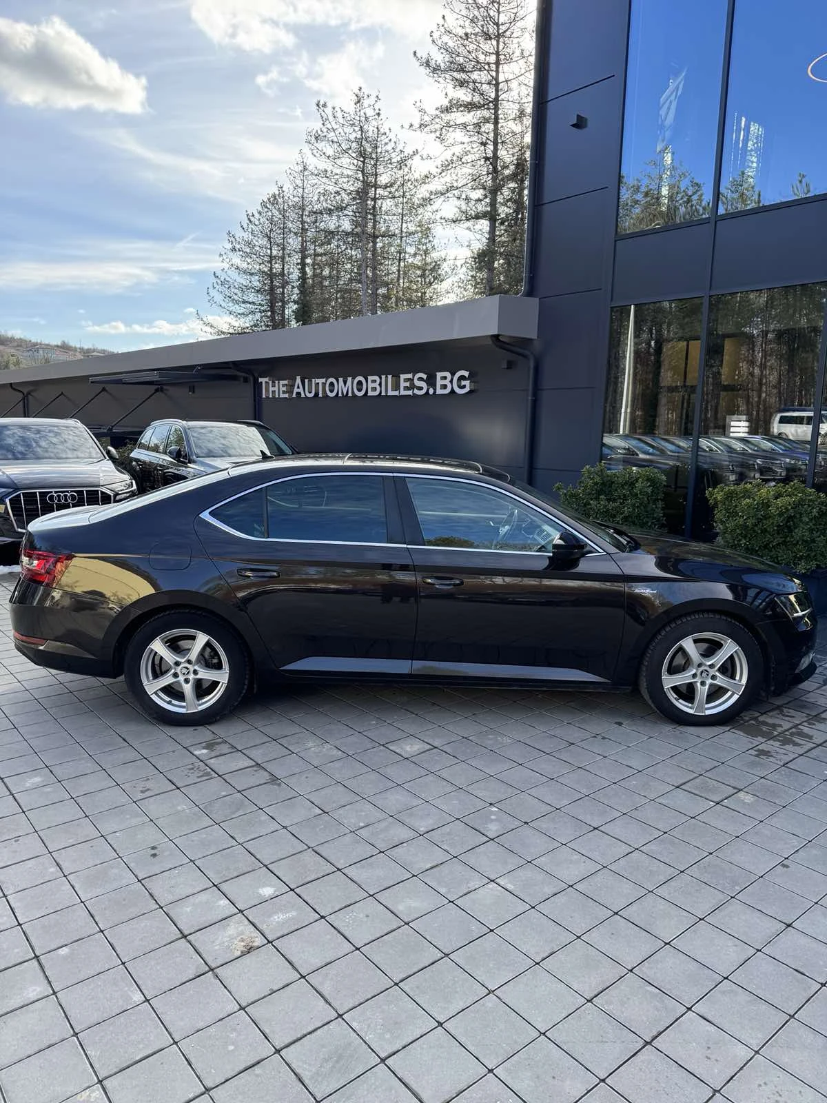 Skoda Superb Laurin&Klement - изображение 8