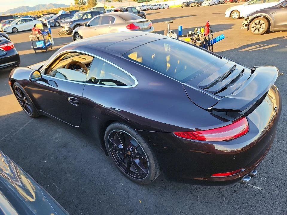 Porsche 911 CARRERA* 3.4L 350HP* CARFAX, снимка 3 - Автомобили и джипове - 53759858