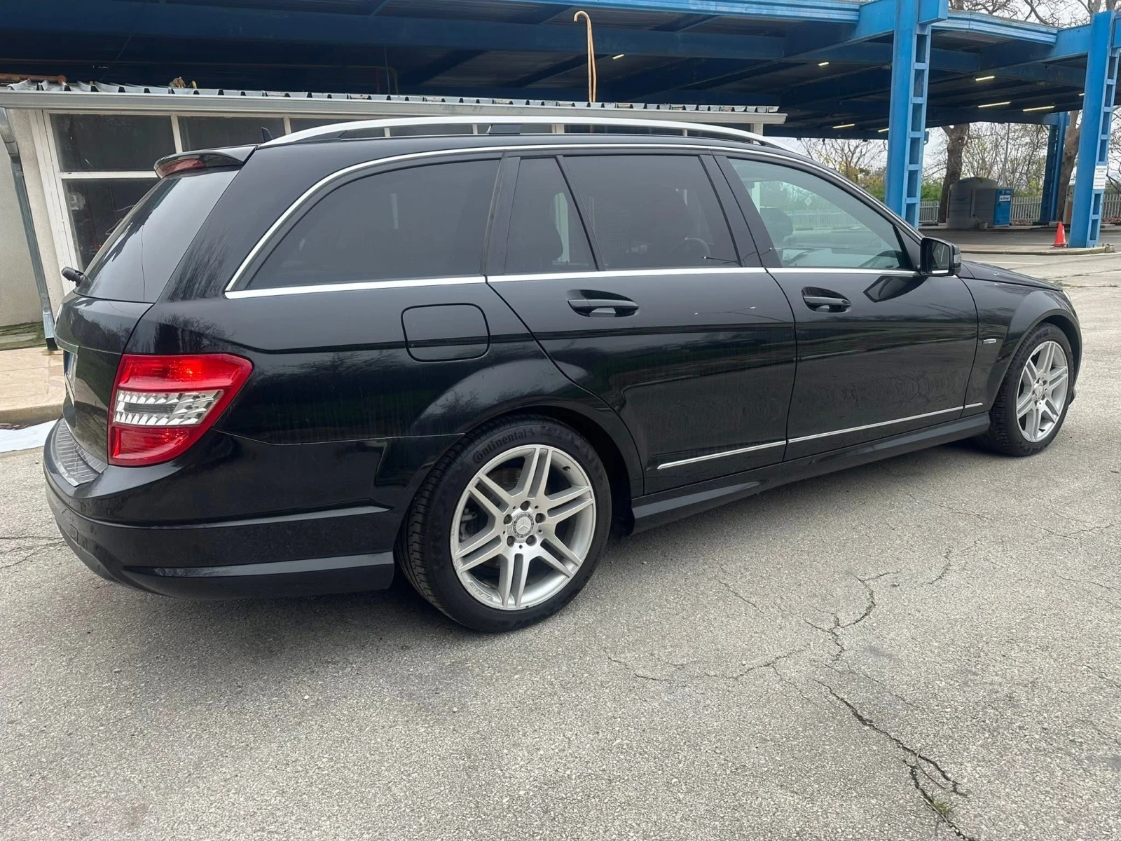 Mercedes-Benz C 220 2.2 CDI AMG, снимка 6 - Автомобили и джипове - 53961749