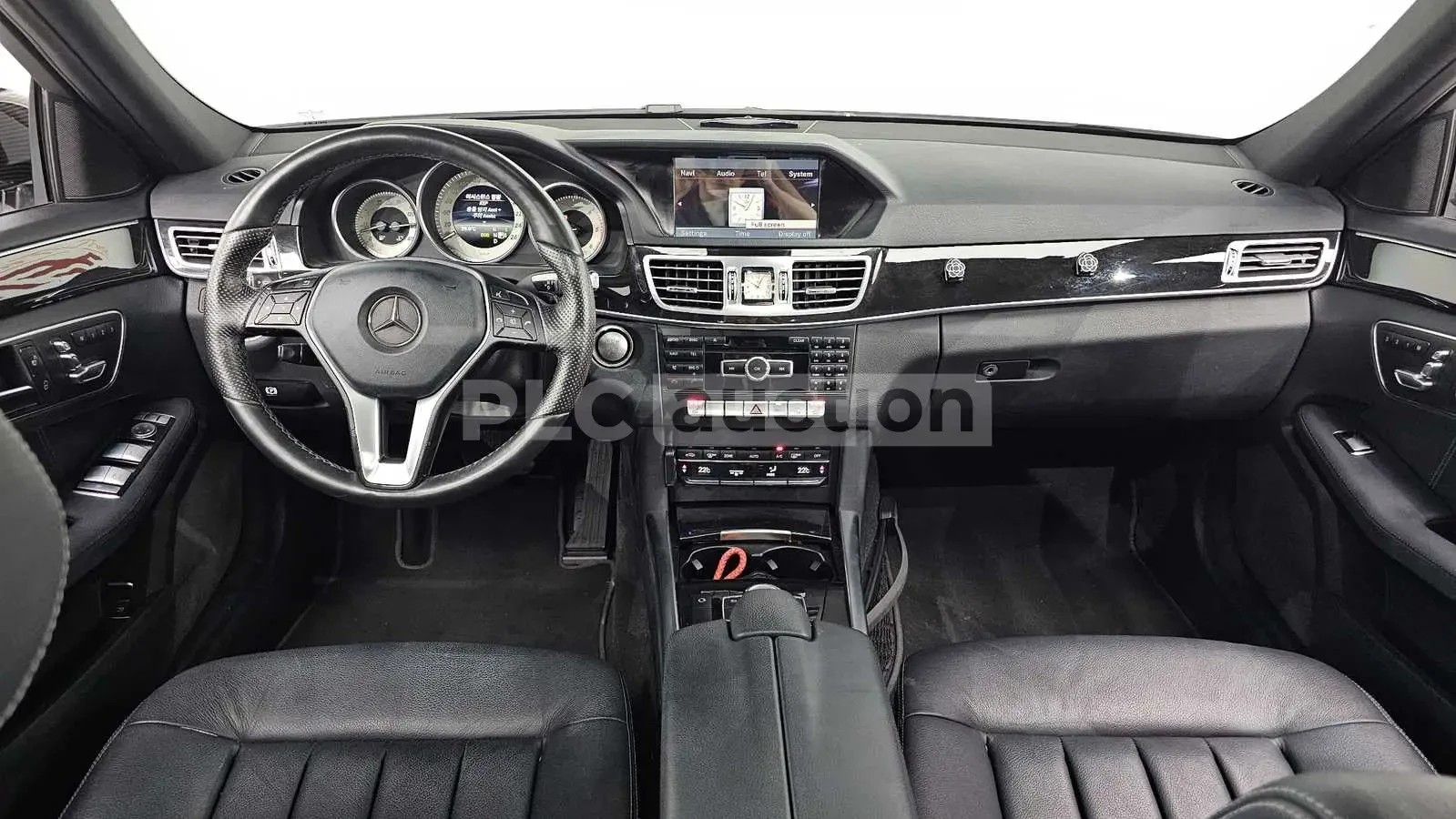 Mercedes-Benz E 220, снимка 7 - Автомобили и джипове - 54126783