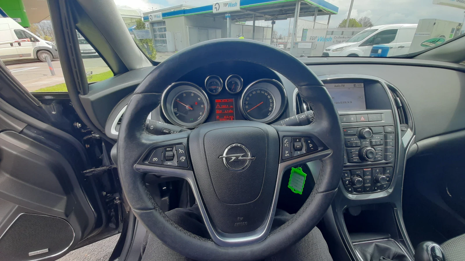 Opel Astra 2.0 CDTI   КАТО НОВА , снимка 15 - Автомобили и джипове - 54314369