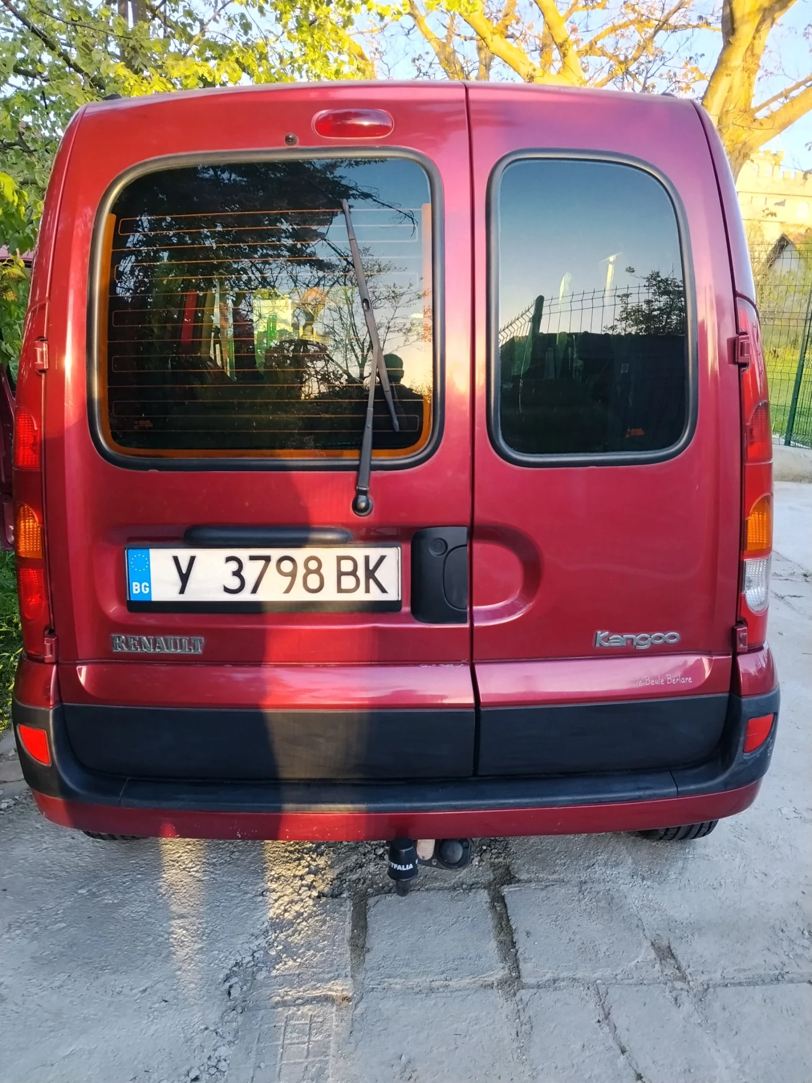 Renault Kangoo 1.5dci, снимка 3 - Автомобили и джипове - 54378615