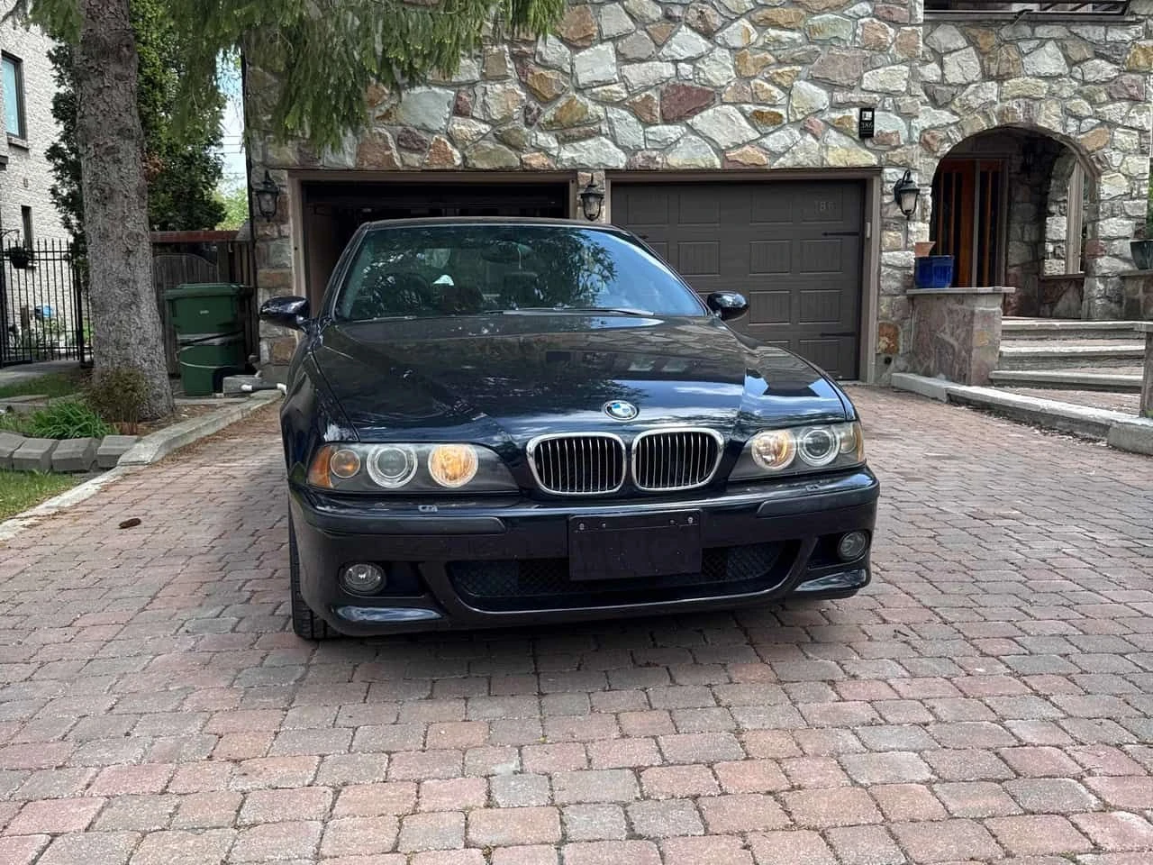 BMW M5 * 4dr Sdn 6 Spd Manual* АВТОКРЕДИТ БЕЗ ПЪРВОНАЧАЛН, снимка 6 - Автомобили и джипове - 54642541
