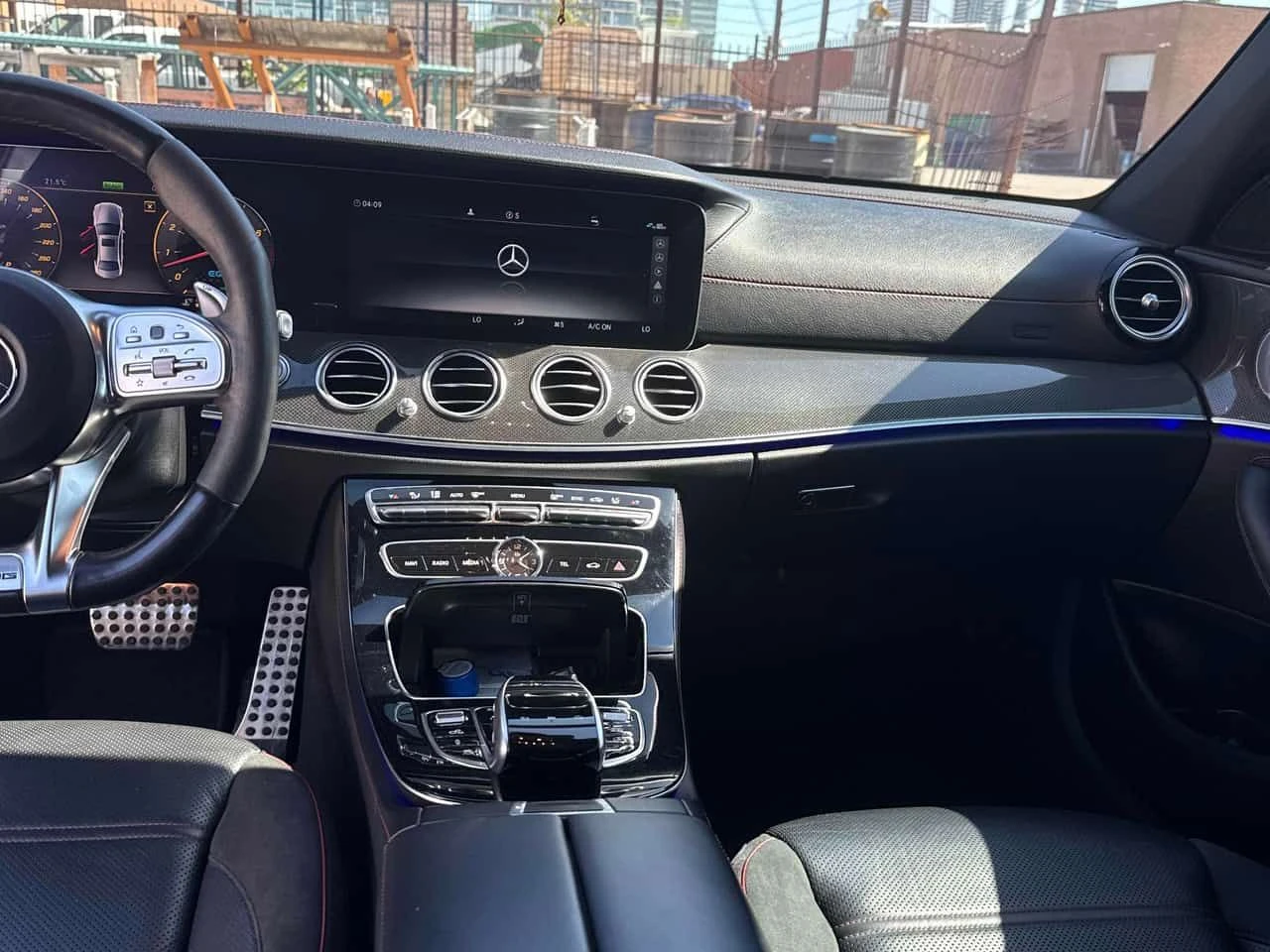 Mercedes-Benz E 53 AMG * ВСИЧКИ ЕКСТРИ* АВТОКРЕДИТ БЕЗ ПЪРВОНАЧАЛНА ВНОСК, снимка 9 - Автомобили и джипове - 54747692