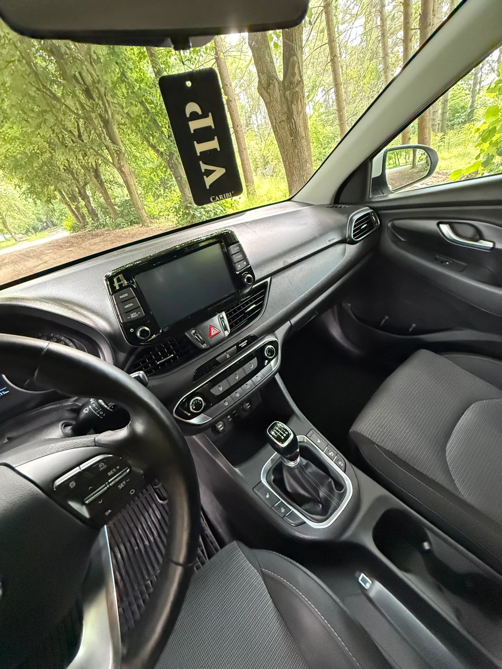 Hyundai I30 1.6 CRDI 116 Фулекстри Нов внос, снимка 10 - Автомобили и джипове - 54779541
