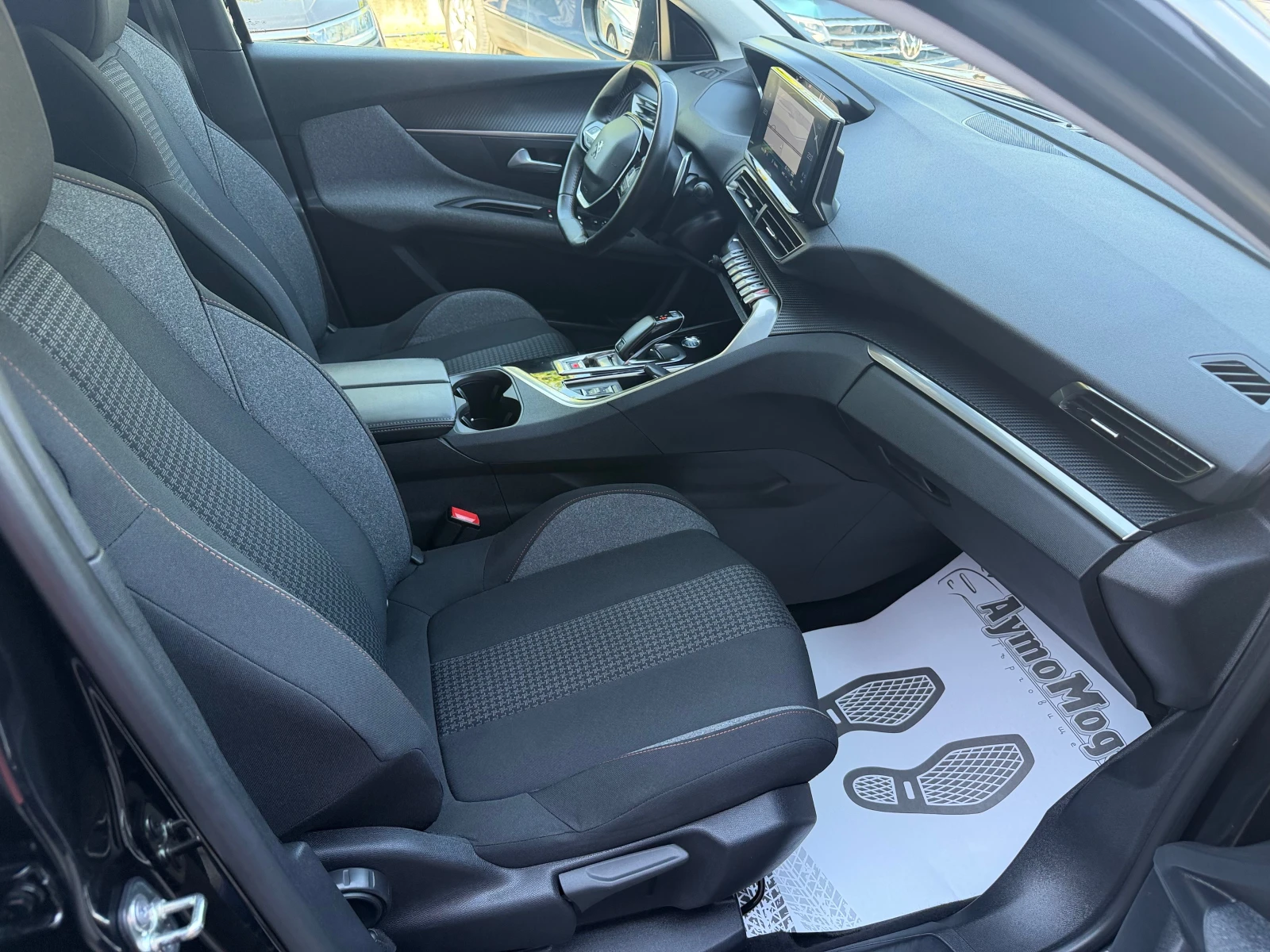 Peugeot 3008 1.5 AVTOMAT LED KAMERA, снимка 9 - Автомобили и джипове - 54933478