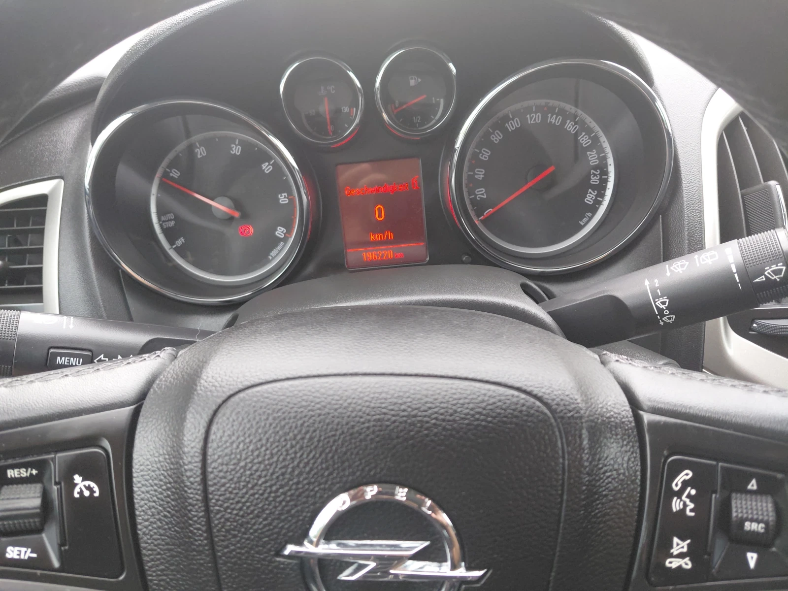 Opel Astra 1.7 CDTi , снимка 15 - Автомобили и джипове - 55220148