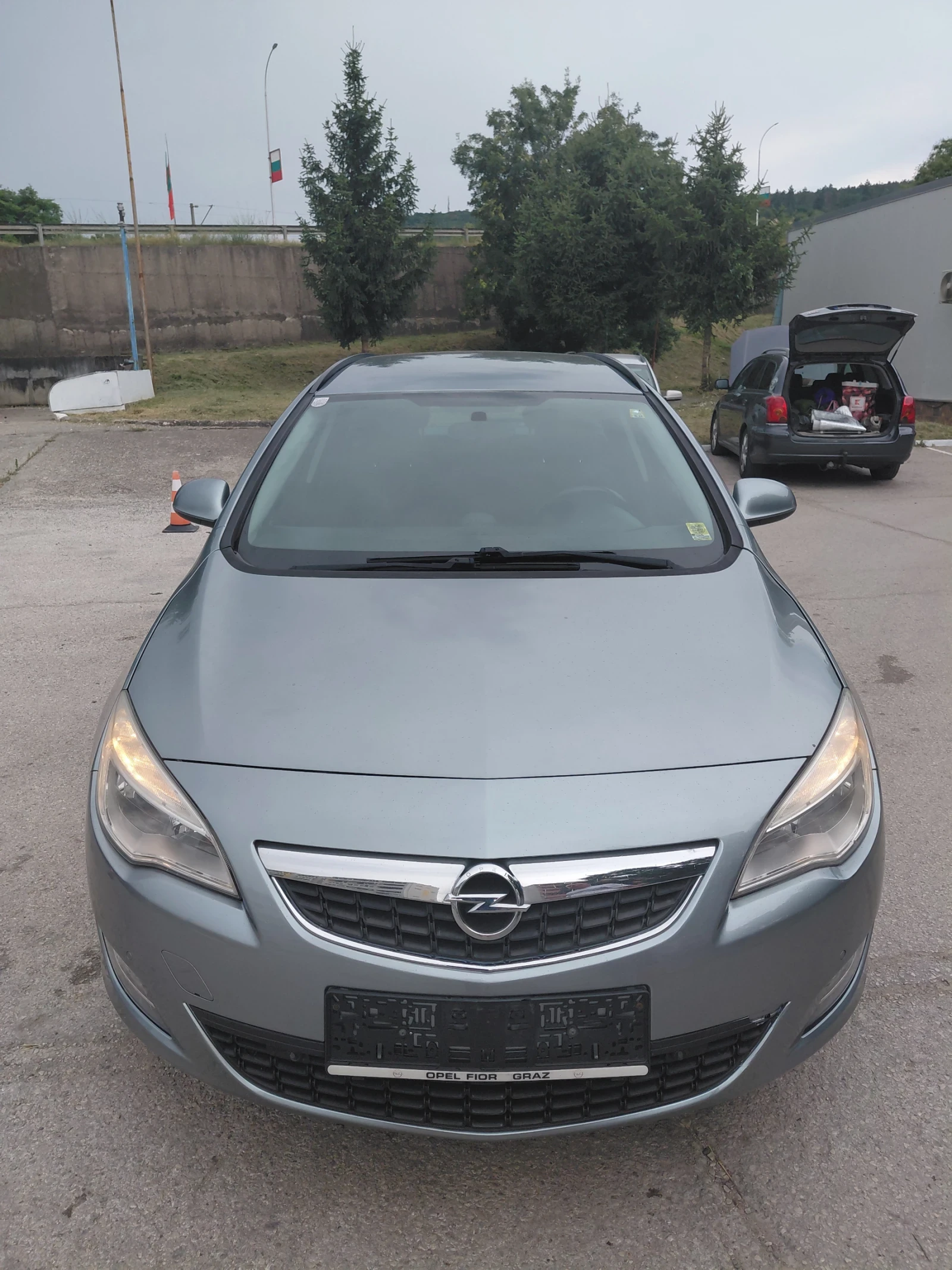 Opel Astra 1.7 CDTi , снимка 2 - Автомобили и джипове - 55220148