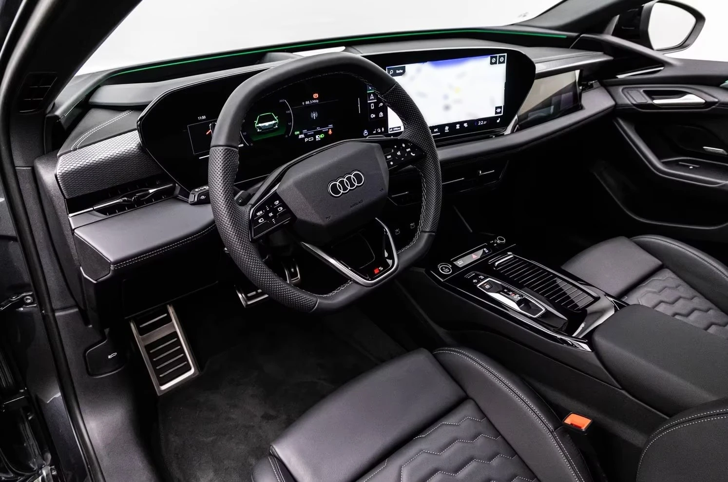 Audi A6 E-TRON / S-LINE / B&O / HUD / 360 / , снимка 11 - Автомобили и джипове - 55262295