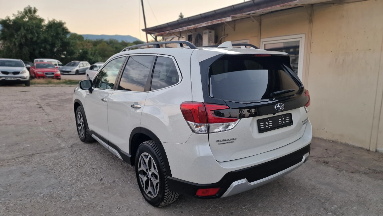 Subaru Forester 2.0 i Comfort Edition 360 камера дистроник keyles , снимка 5 - Автомобили и джипове - 55622064