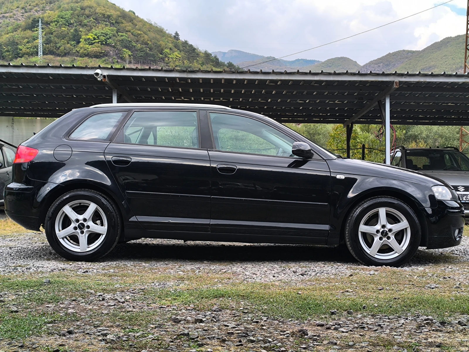 Audi A3 -1.9TDI-105кс-S-LINE-SPORTBACK-КОЖА-КЛИМАТРОНИК-, снимка 2 - Автомобили и джипове - 56181416