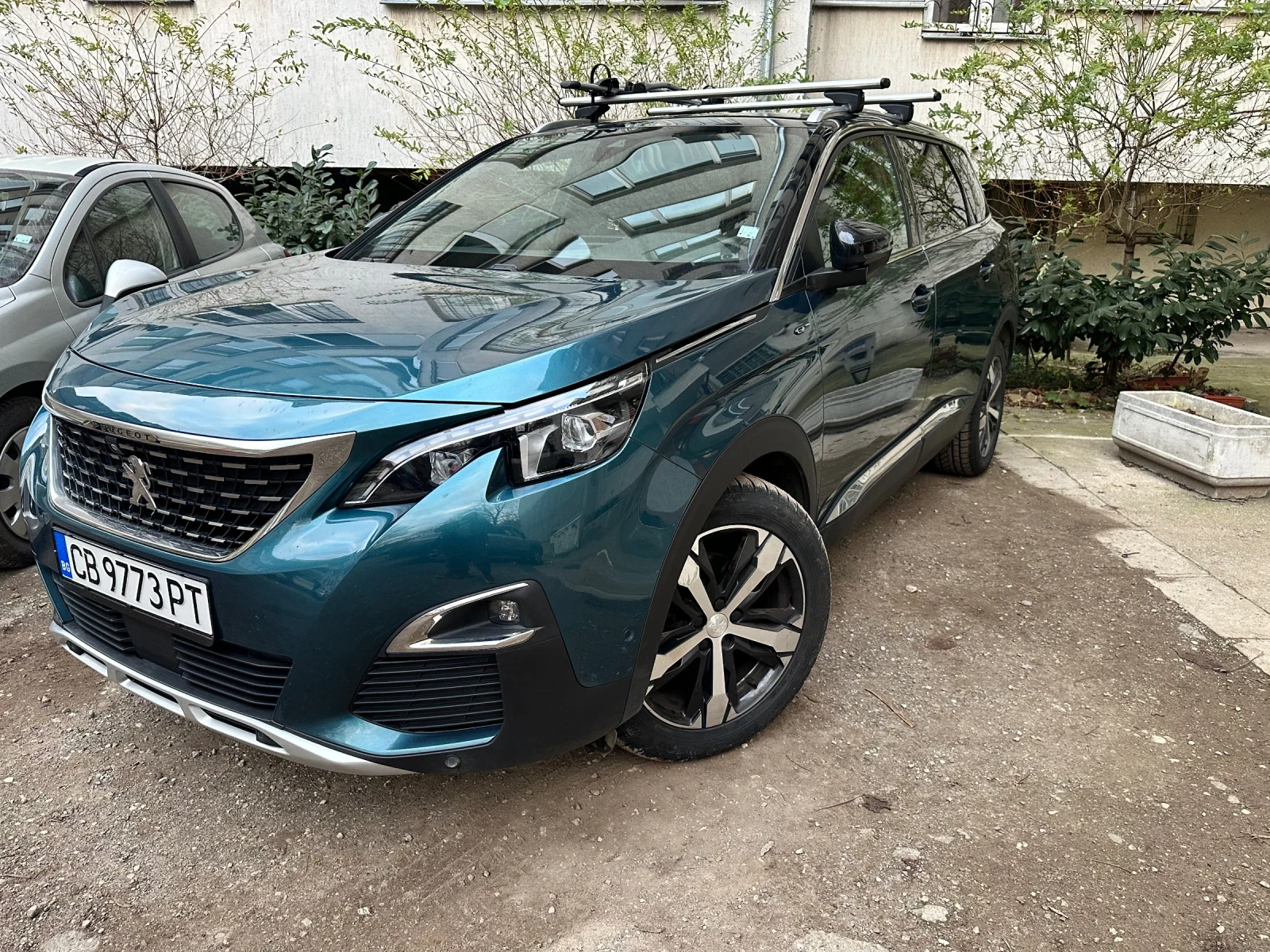 Peugeot 5008 GT, снимка 2 - Автомобили и джипове - 56684778