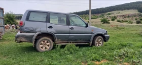 Nissan Terrano Джип, снимка 2