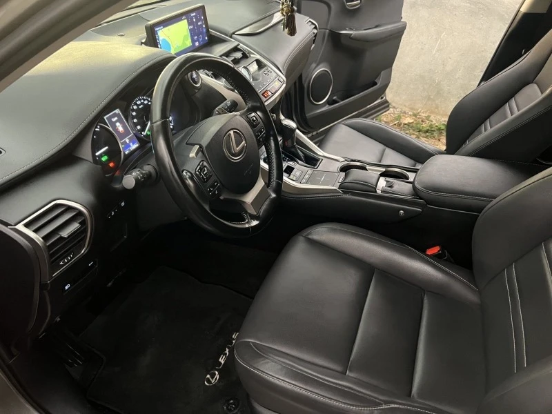 Lexus NX 300h спорт, снимка 10 - Автомобили и джипове - 46974271