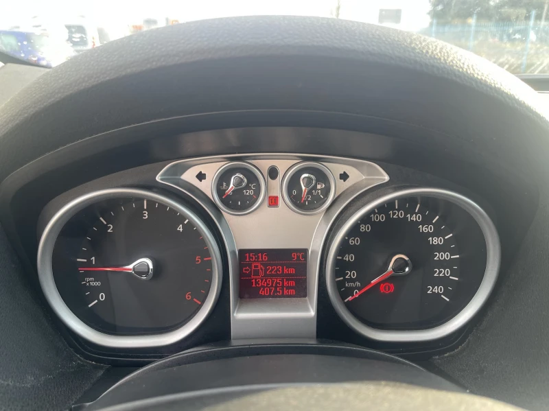 Ford Kuga 2.0TDCI/130, 000км/4х4/Панорама/Titanium, снимка 14 - Автомобили и джипове - 48453045