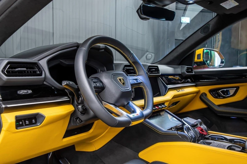 Lamborghini Urus SE/FACELIFT/PLUG-IN/B&O/CERAMIC/PANO/360/, снимка 9 - Автомобили и джипове - 52393561