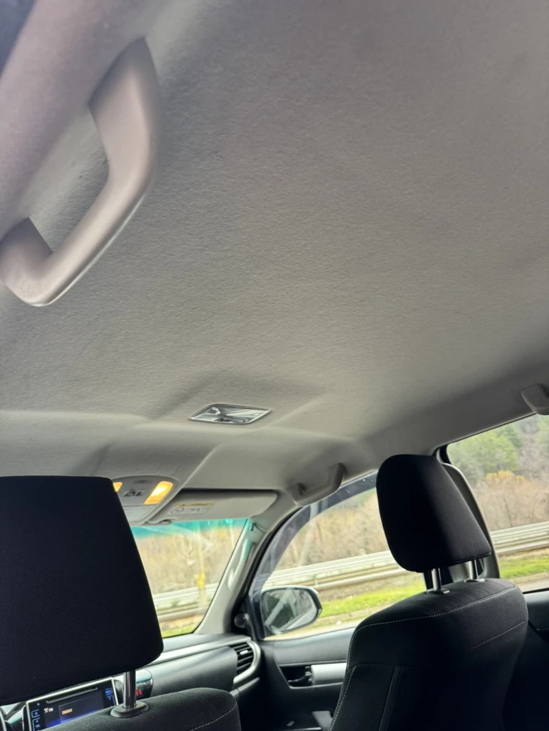 Toyota Hilux, снимка 8 - Автомобили и джипове - 52896129