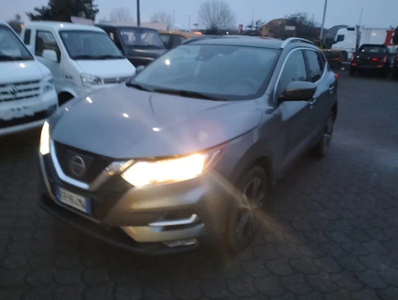 Nissan Qashqai Tekna, снимка 4 - Автомобили и джипове - 53126486