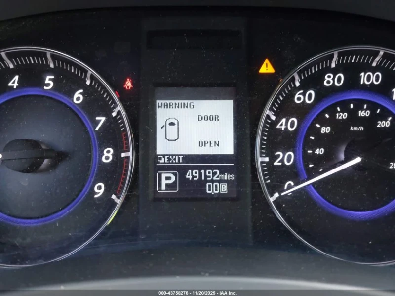 Infiniti QX70 3.7L V-6 DOHC, VVT, 325HP 4X2 Drive, снимка 7 - Автомобили и джипове - 53176109