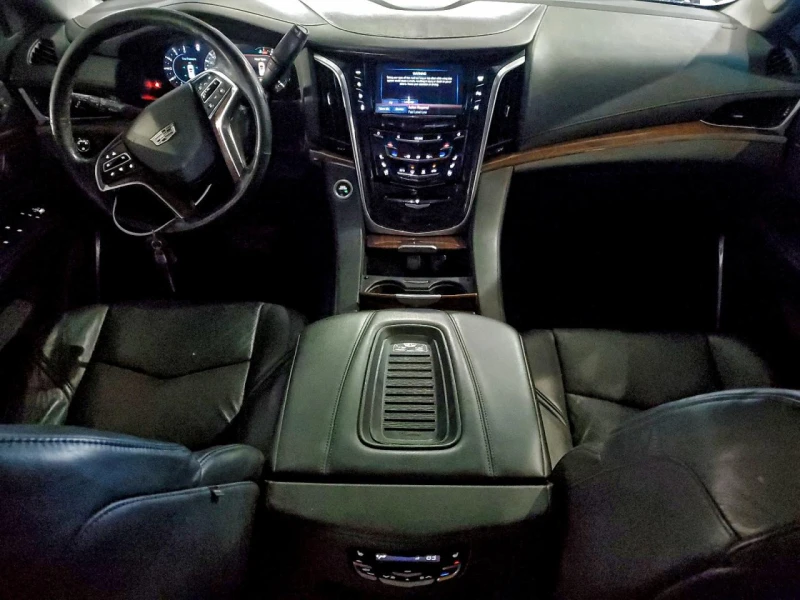 Cadillac Escalade ESV, снимка 8 - Автомобили и джипове - 53357656