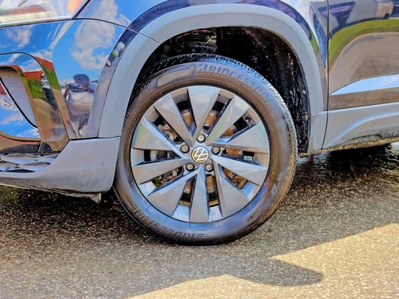 VW Taos * 4Motion S * CARFAX * ЦЕНА ДО БГ, снимка 5 - Автомобили и джипове - 53432287