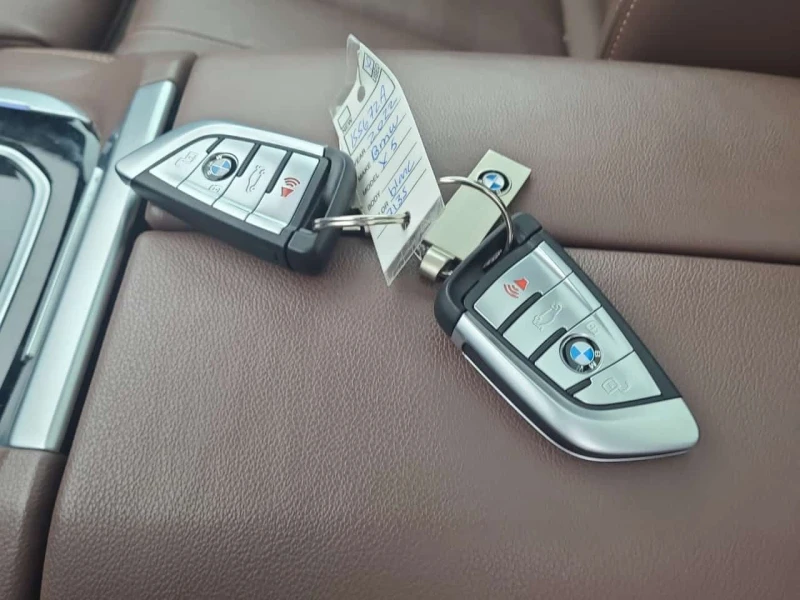 BMW X5 xDrive40i * PANO * HUD* 360  * ПОДГРЕВИ * , снимка 8 - Автомобили и джипове - 53523762