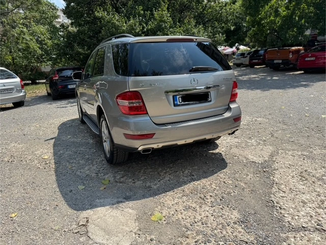 Mercedes-Benz ML 320, снимка 6 - Автомобили и джипове - 55684427