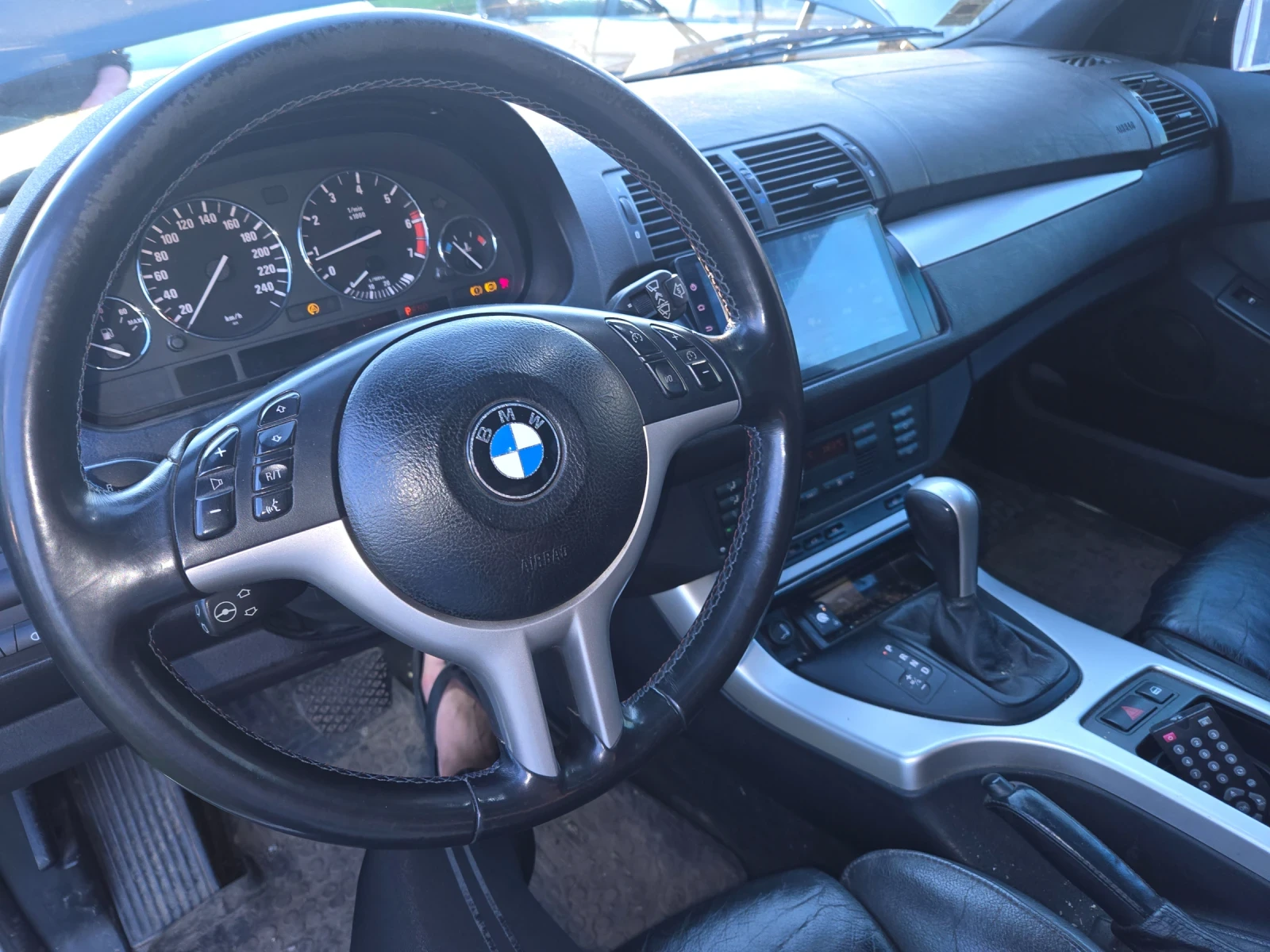 BMW X5 4.4 - изображение 3