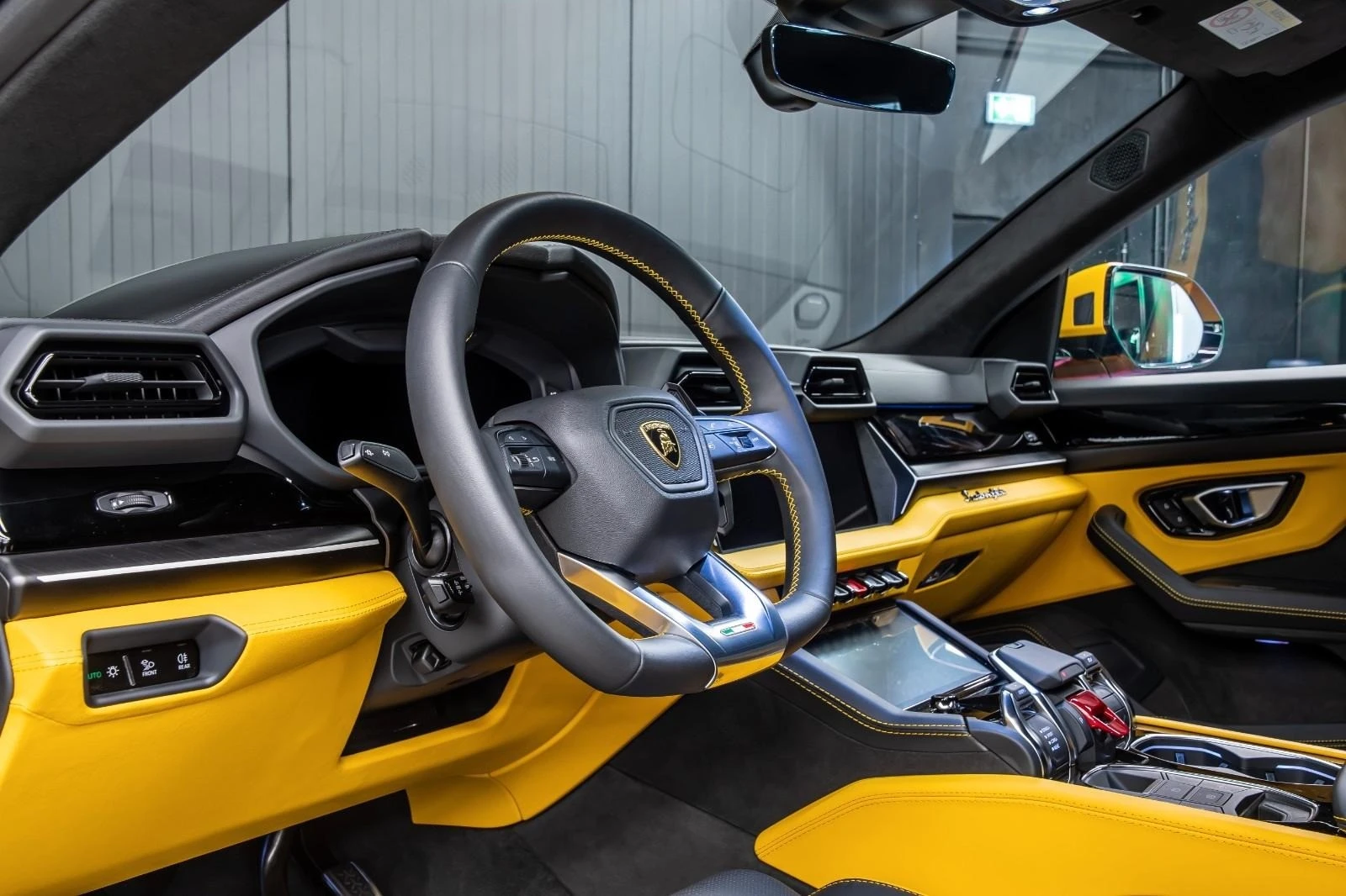 Lamborghini Urus SE/FACELIFT/PLUG-IN/B&O/CERAMIC/PANO/360/ | Mobile.bg   9