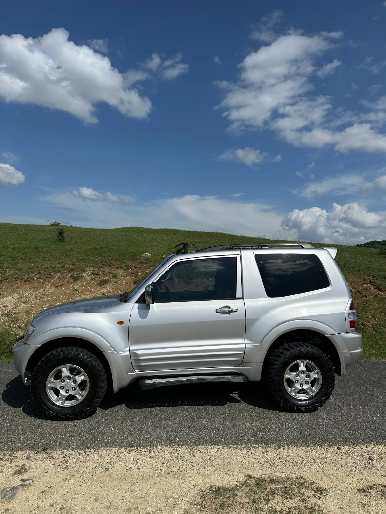 Mitsubishi Pajero Offroad  - изображение 3