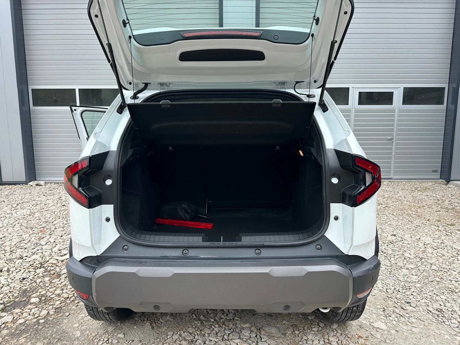 Dacia Duster 1.0TCe LPG 2025g, снимка 11 - Автомобили и джипове - 54482715