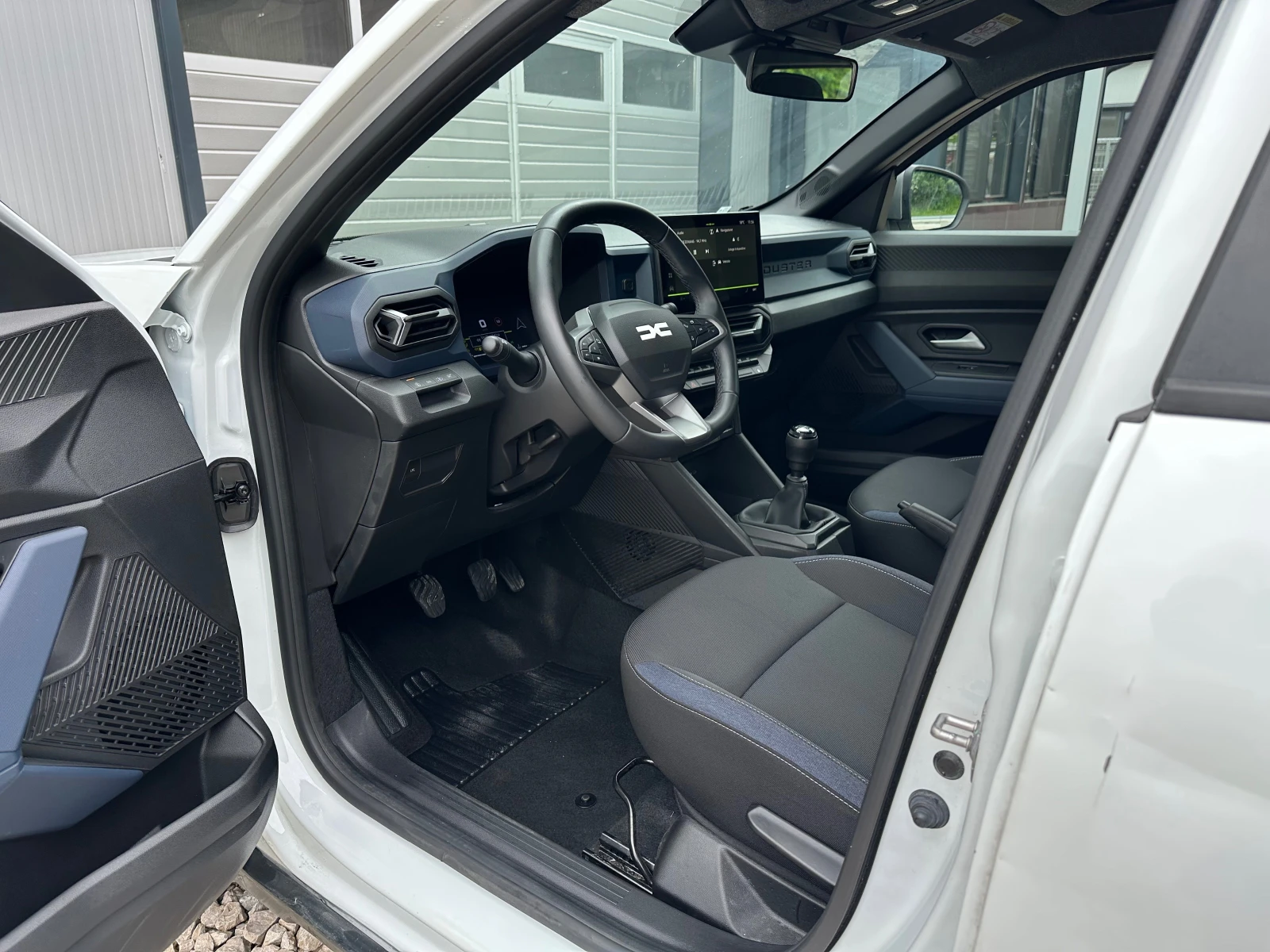 Dacia Duster 1.0TCe LPG 2025g, снимка 9 - Автомобили и джипове - 54482715