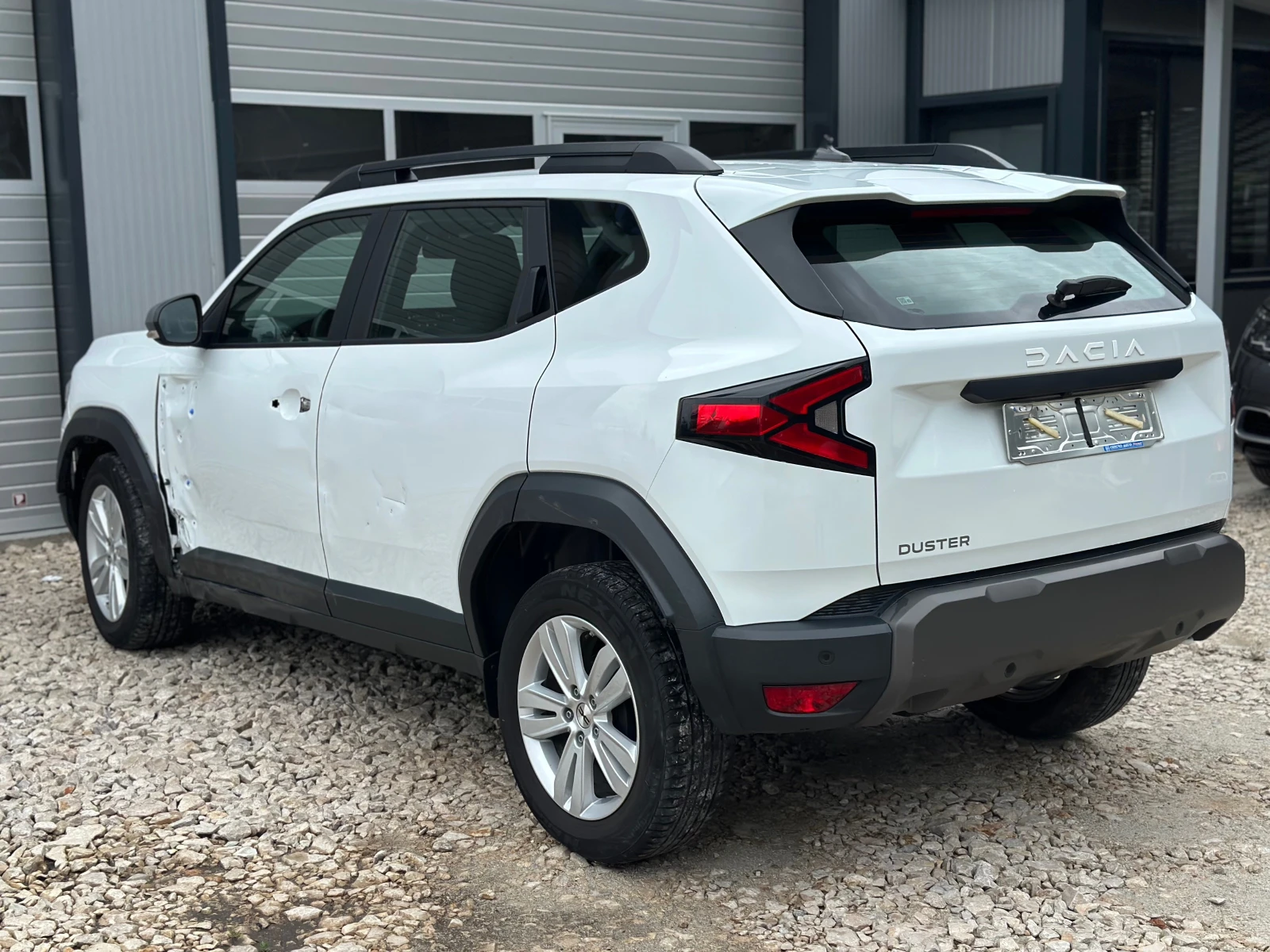 Dacia Duster 1.0TCe LPG 2025g, снимка 6 - Автомобили и джипове - 54482715