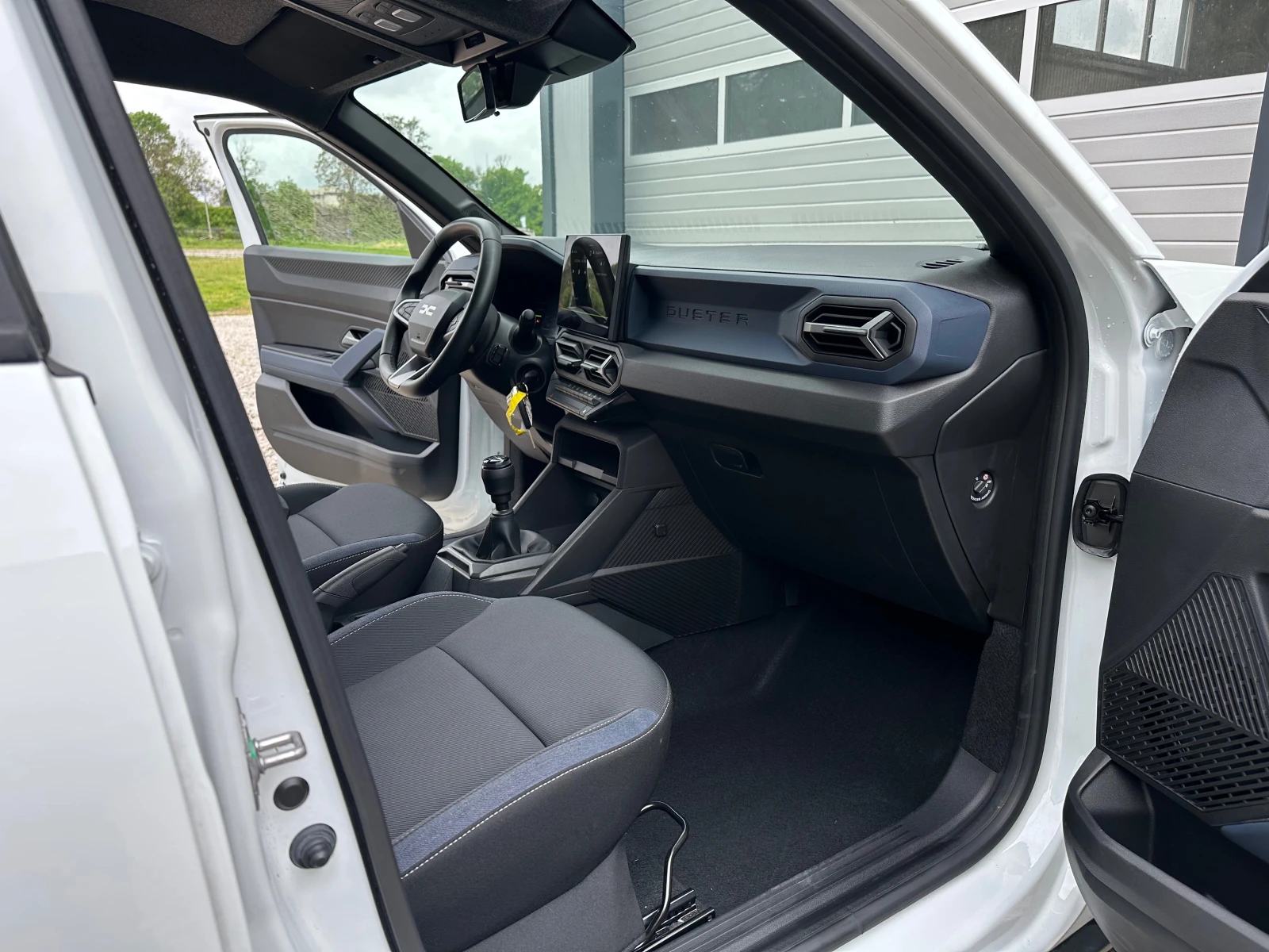 Dacia Duster 1.0TCe LPG 2025g, снимка 13 - Автомобили и джипове - 54482715