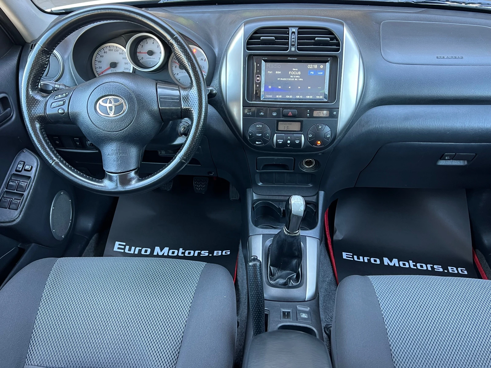 Toyota Rav4 2.0 D-4D, снимка 9 - Автомобили и джипове - 54552072