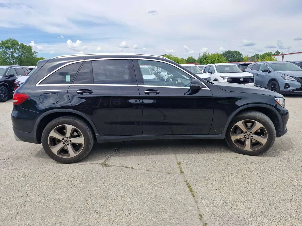 Mercedes-Benz GLC * 300 * CARFAX * ЦЕНА ДО БГ, снимка 4 - Автомобили и джипове - 55061535