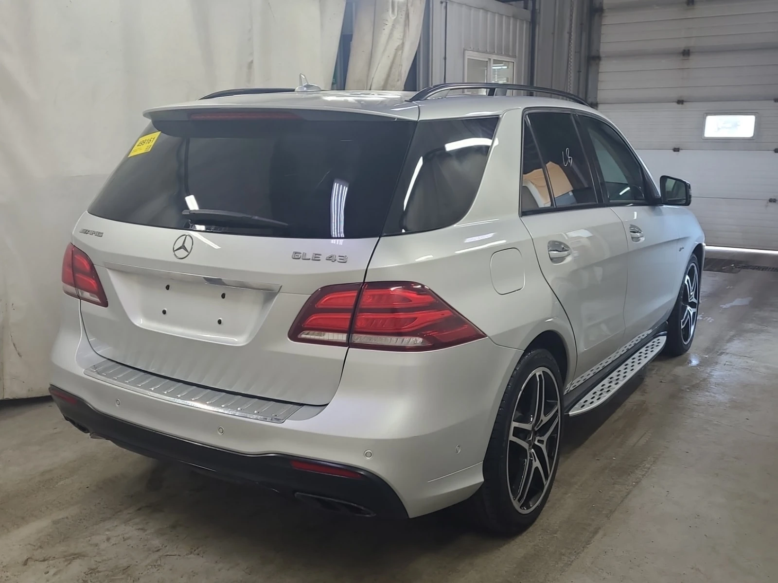 Mercedes-Benz GLE 43 AMG * CARFAX * ОПЦИЯ ЗА ФИНАНСИРАНЕ, снимка 3 - Автомобили и джипове - 55983850