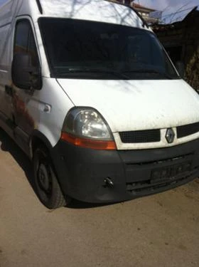  Renault Master